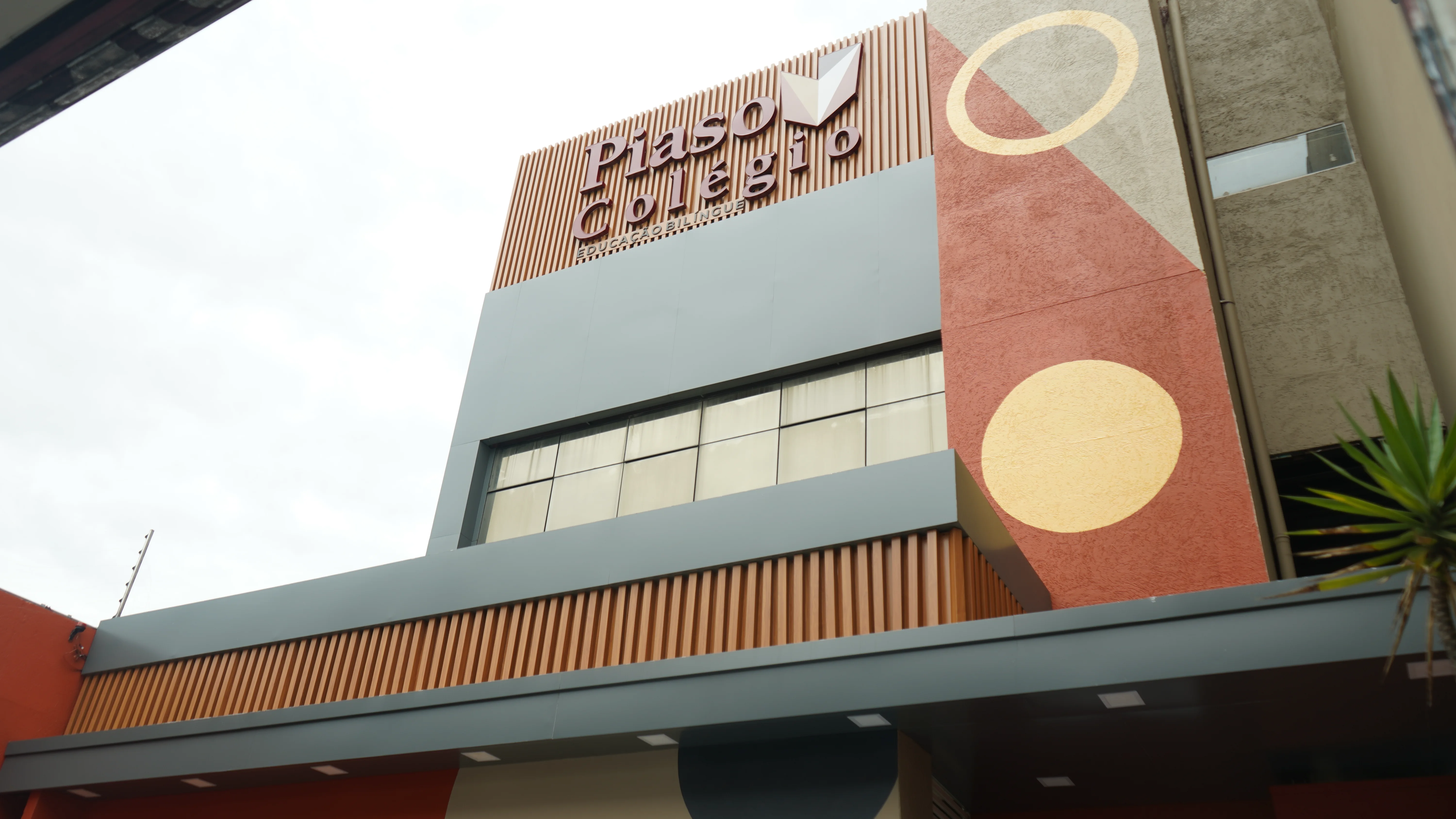 Fachada da Unidade I do Colégio Piaso